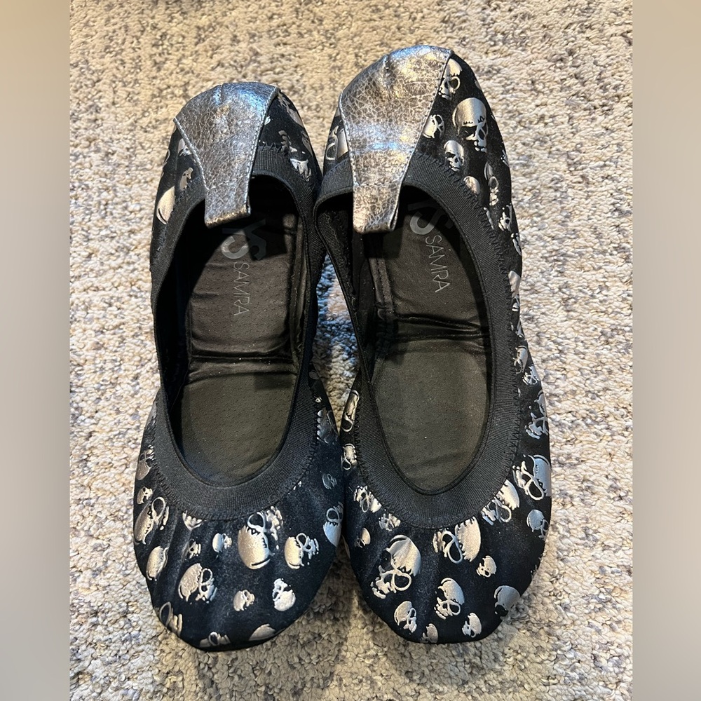 Yosi Samra Black Ballet Flats with Skulls